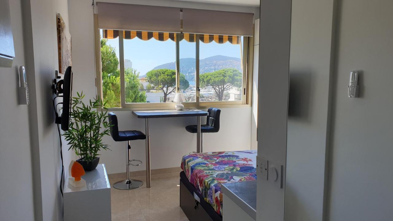 Garden And Beach Sea View Apartment Cannes Мандельё-ла-Напуль Экстерьер фото